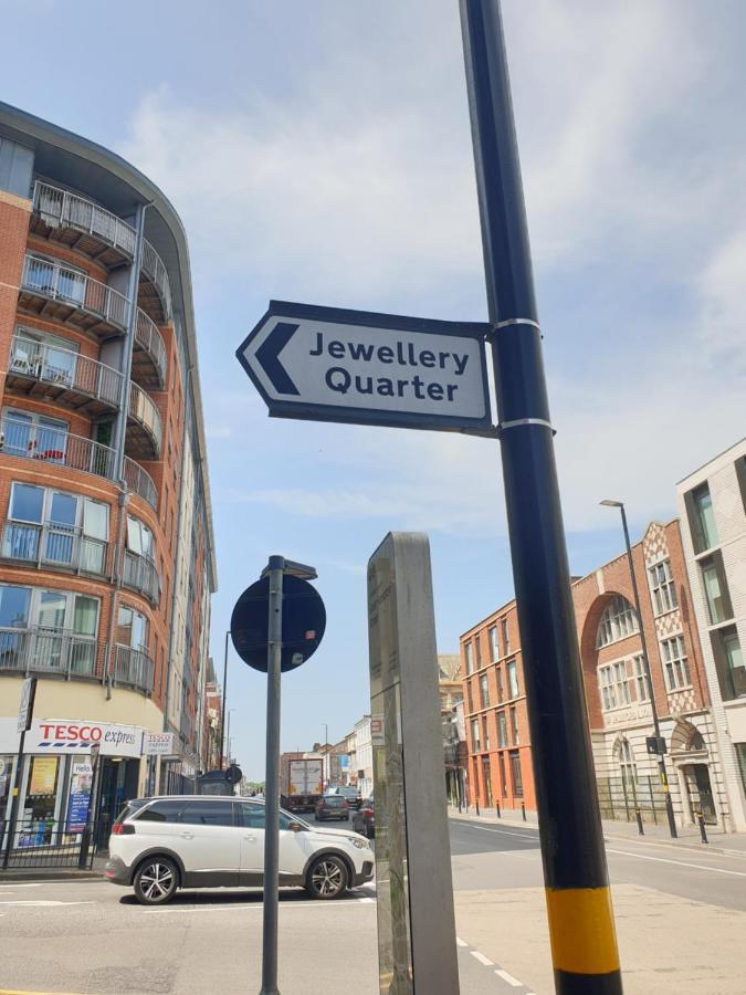 Platinum Apartment Birmingham- Free Secure Parking- Fast Fibre Wi-Fi Exterior photo