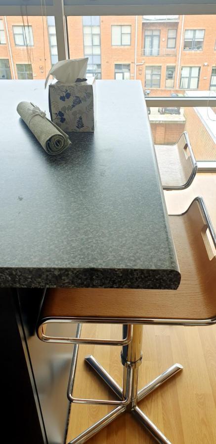 Platinum Apartment Birmingham- Free Secure Parking- Fast Fibre Wi-Fi Exterior photo
